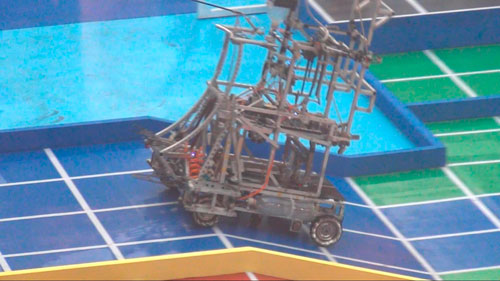 Robocon2012總決賽電子科技大學(xué)自動車（QMA-15）.jpg